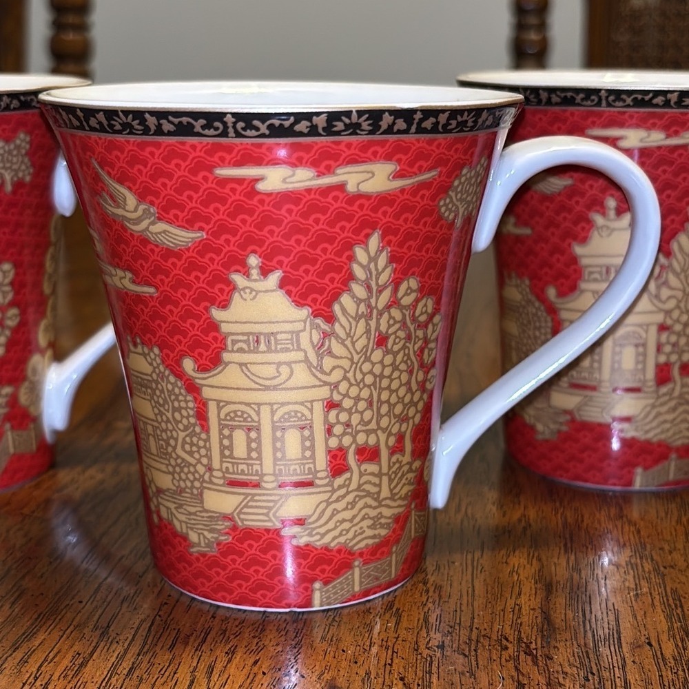 Forbidden‎ City Pagoda Chinoiserie Gold Red Fine China Mugs Set of 3 - Picture 4 of 9
